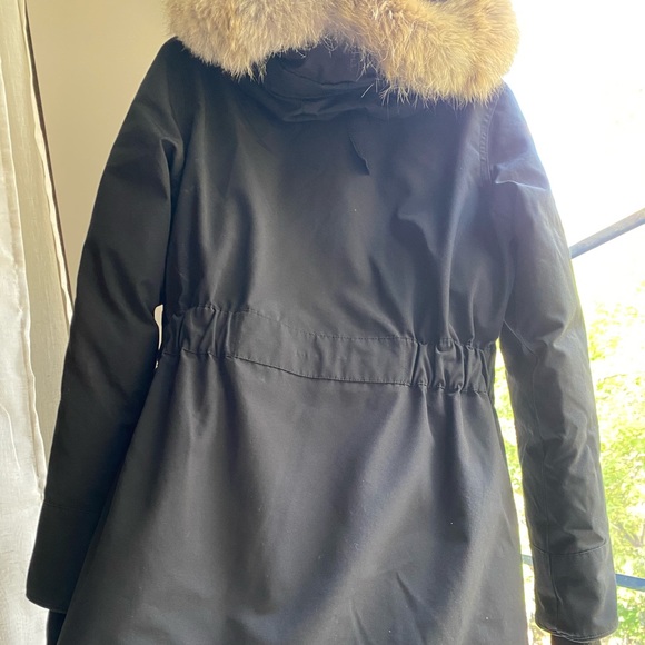 Canada Goose Trillium Parka - Picture 10 of 16